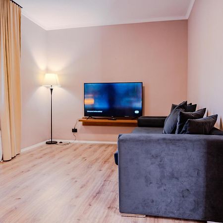 Bejart Apartment 5 Tiranë Luaran gambar